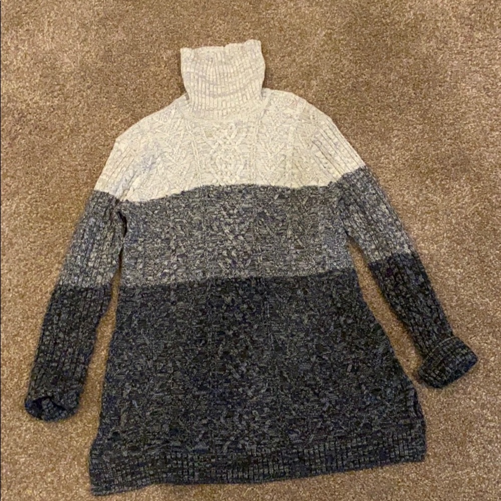Women’s sweater